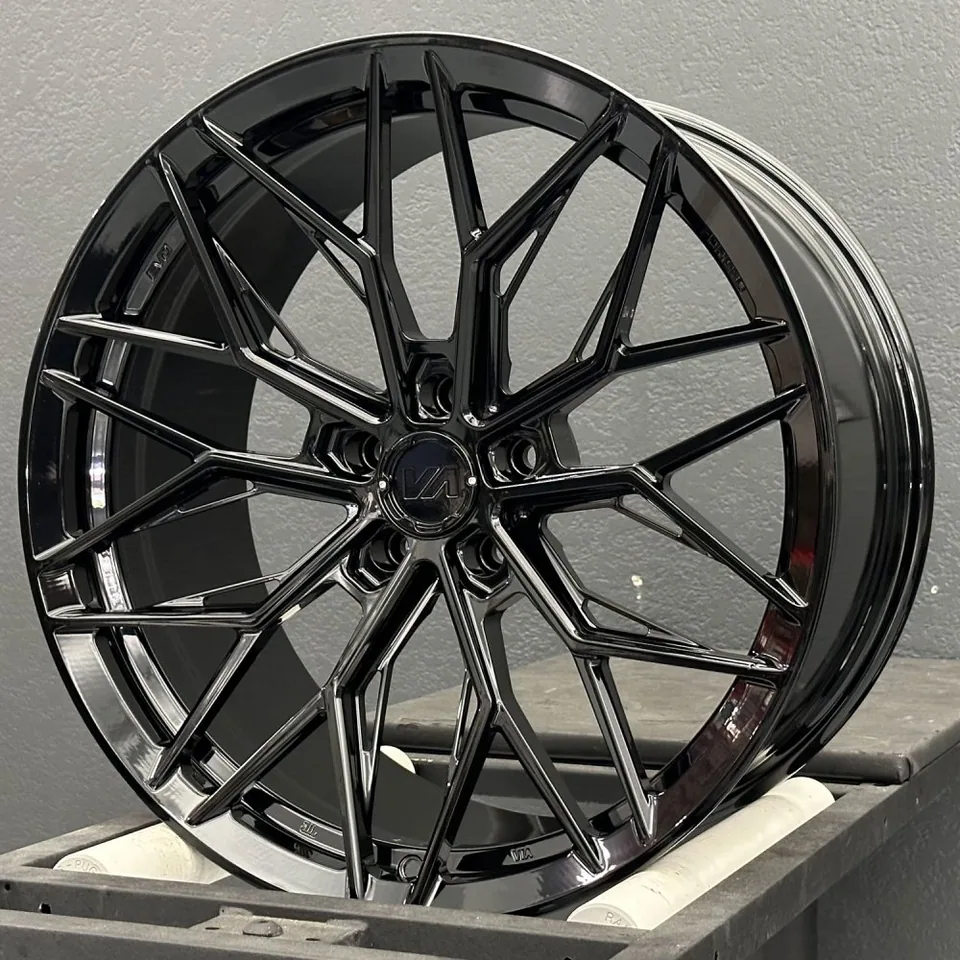 Variant Maxim Gloss Black 4 of 4