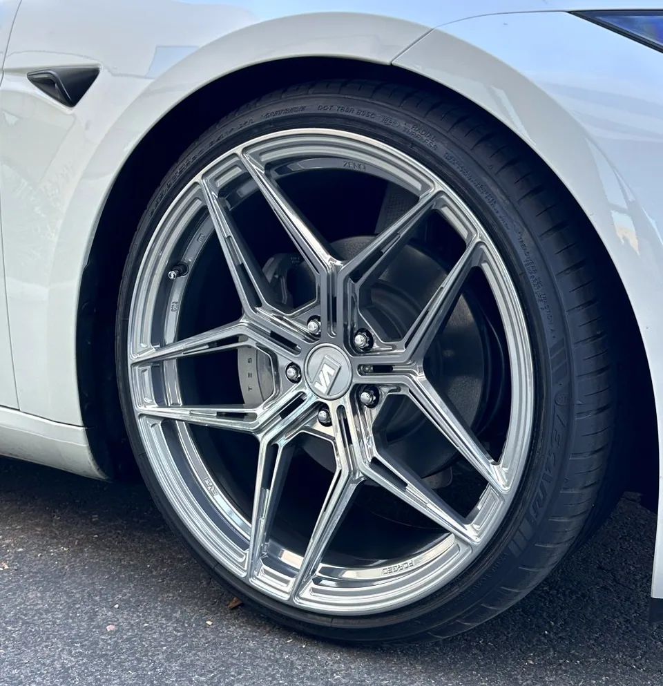 Variant Zeno Chrome Powdercoated 4 of 4