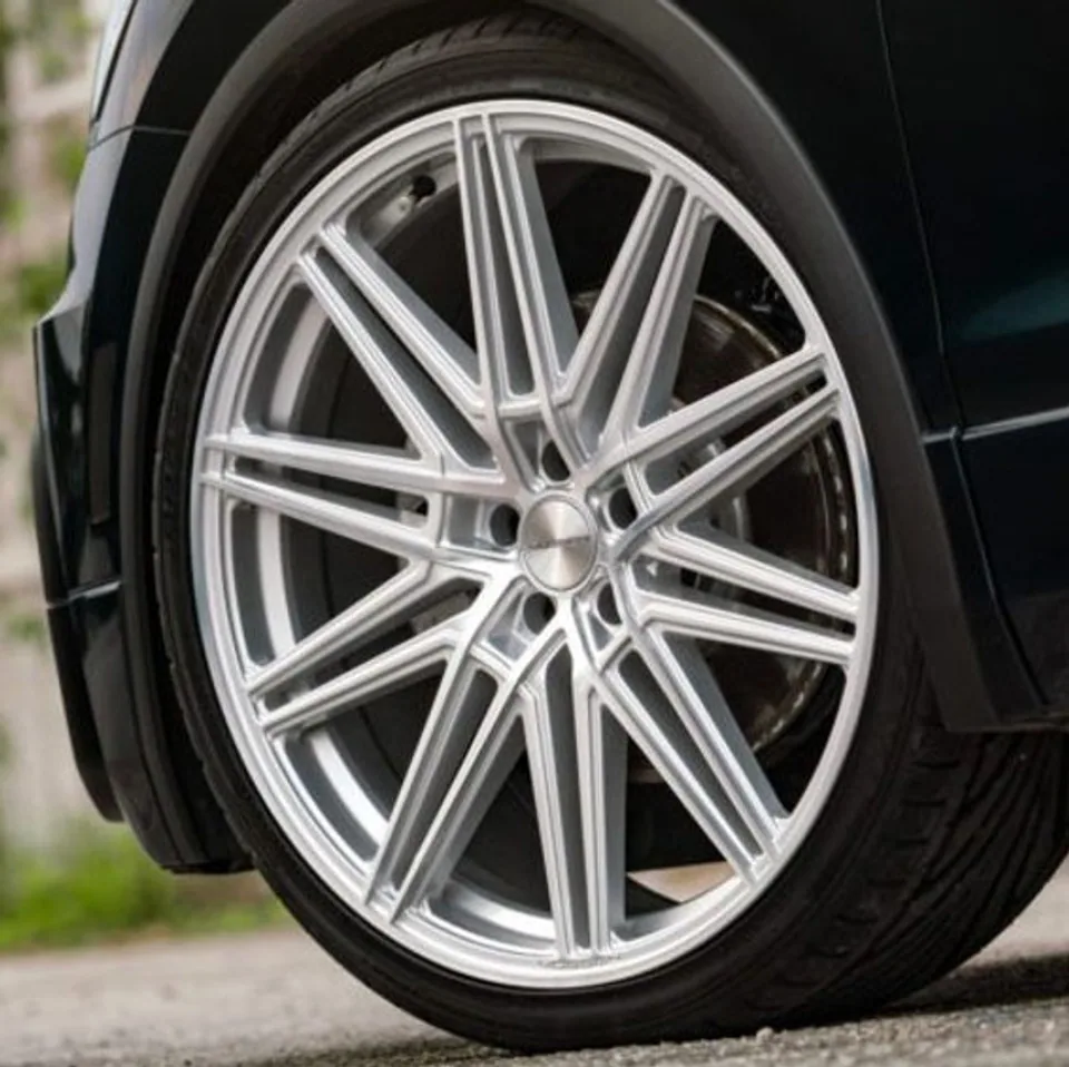 Vossen CV10 Silver Machined 3 of 4