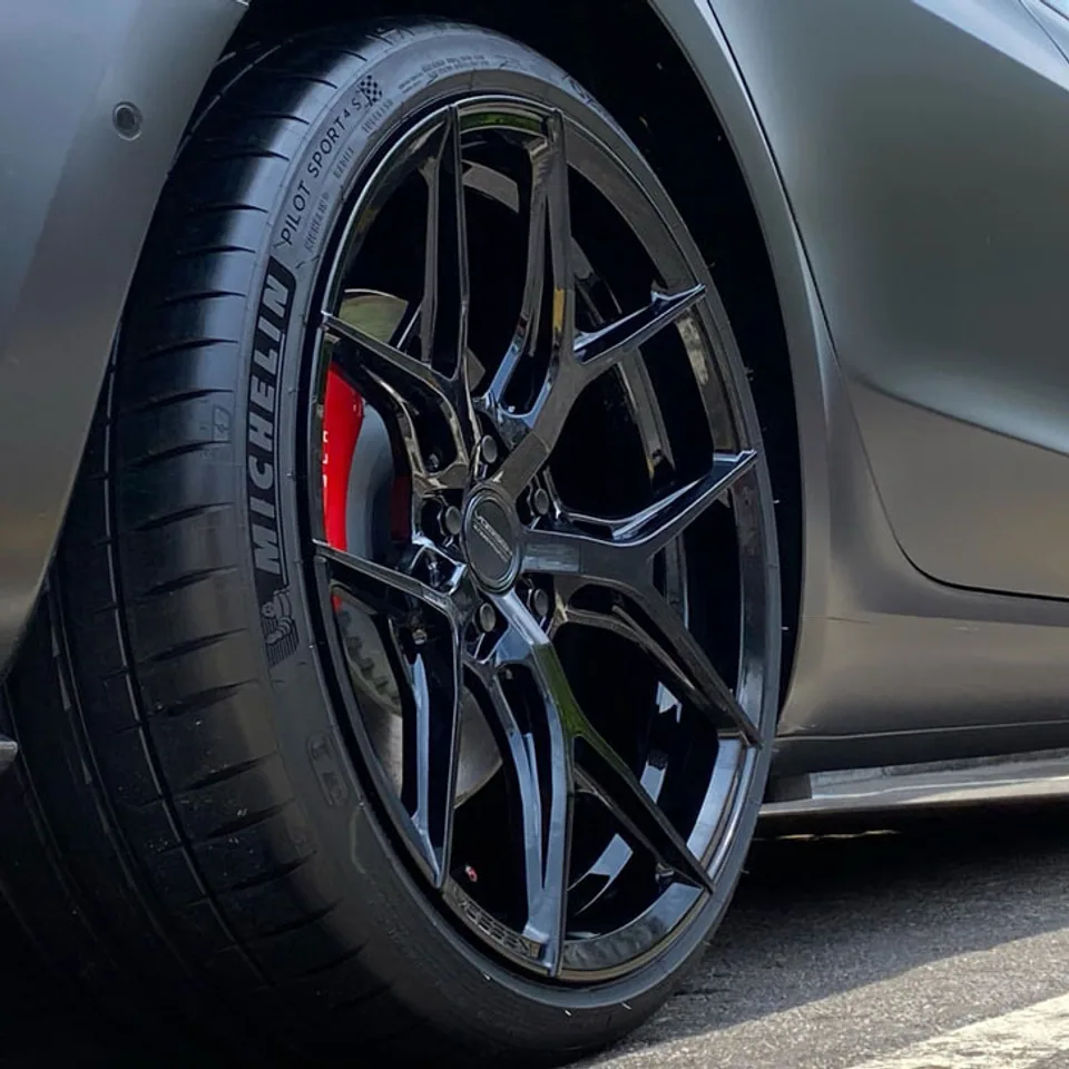 Vossen HF-5 Gloss Black 5 of 6
