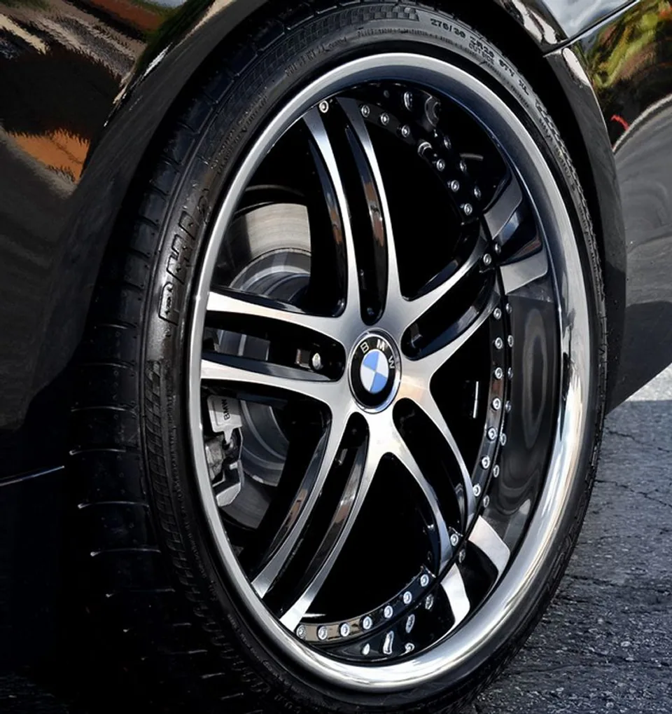 XIX X15 Gloss Black Machined w/ Chrome Stainless Steel Lip 3 of 4